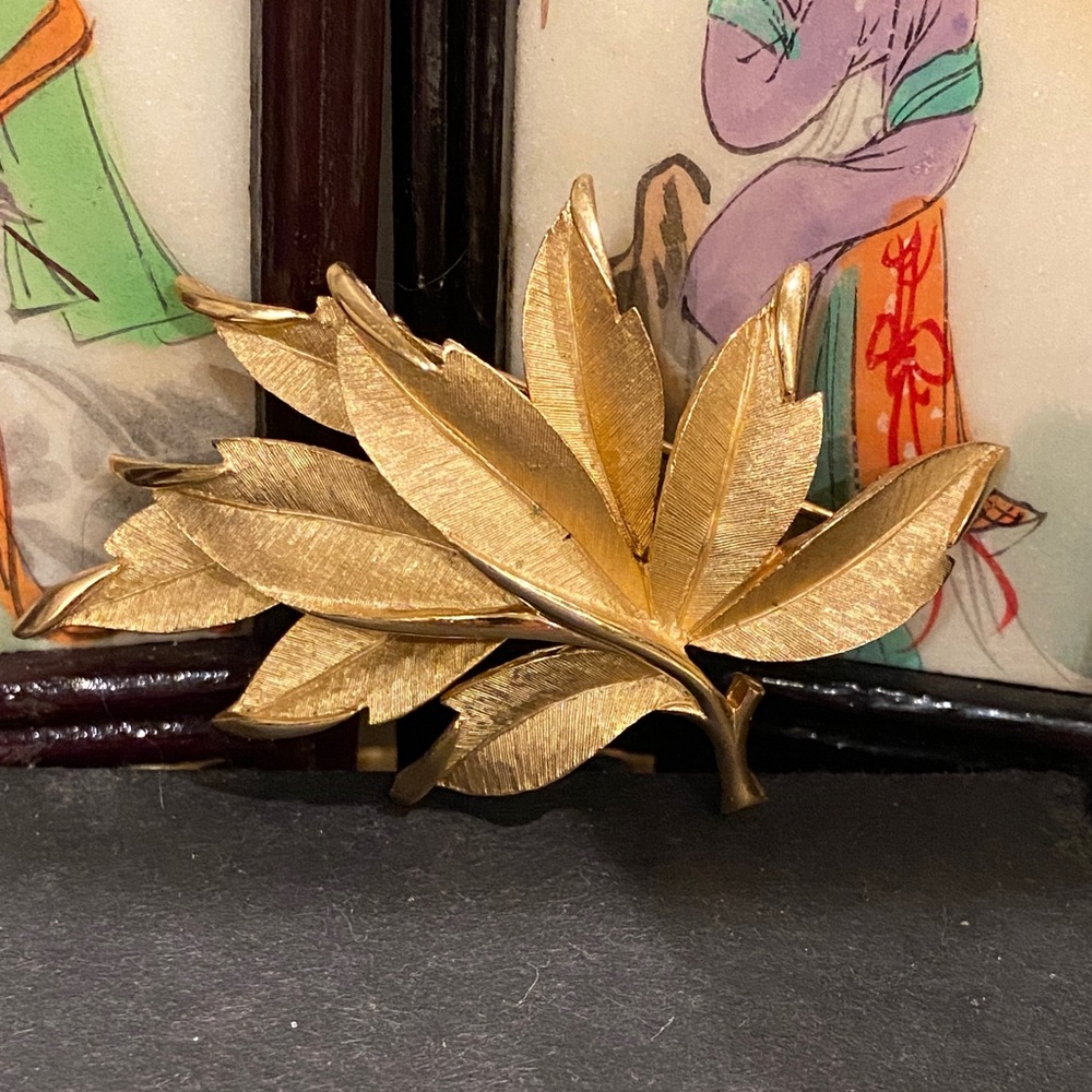 Trifari Gold Tone Leaf Brooch
